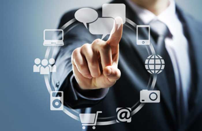 В Госдуму внесён законопроект о праве граждан обращаться к чиновникам и органам власти через соцсети