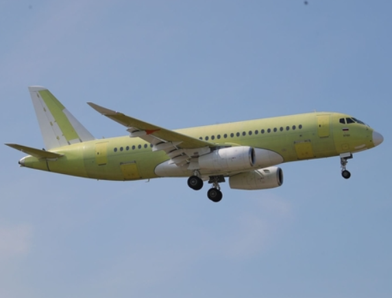 Правительство сообщило о первом полёте «импортонезависимого Суперджета»