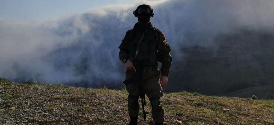 Удобные берцы и хороший камуфляж важнее: капитан Дандыкин раскритиковал генералов, придирающихся к бородам бойцов