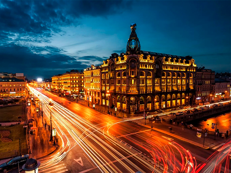 На Невском проспекте Санкт-Петербурга начались работы по установке комплексов фотовидеофиксации