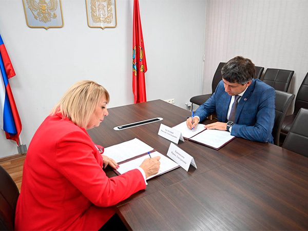 Минцифры Красноярского края заключило соглашение с профсоюзом работников связи