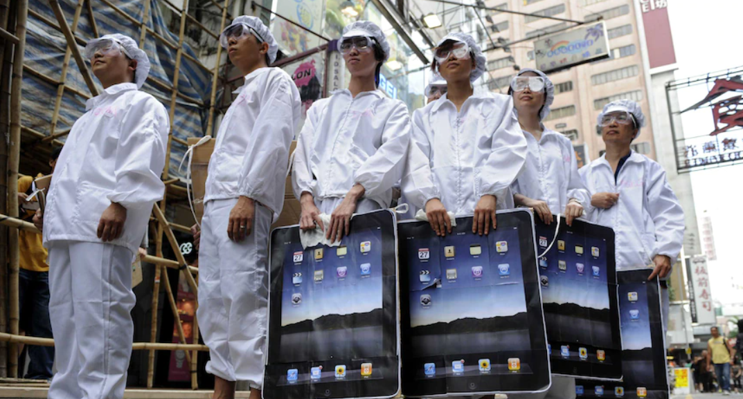 На китайской фабрике Foxconn вспыхнули протесты – СМИ