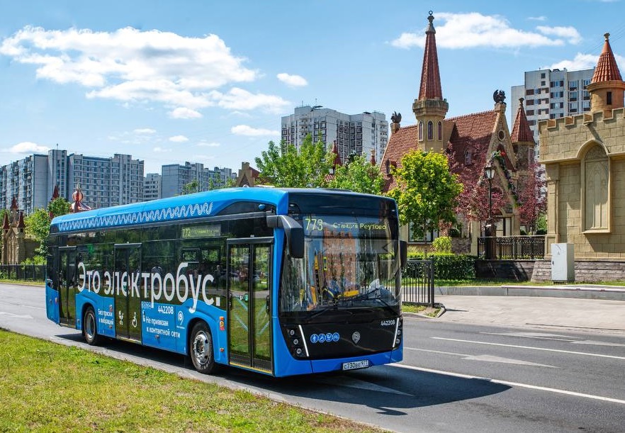 Общественный транспорт на «ГосТехе», маршрутка с ИИ – обсуждение на Госсовете