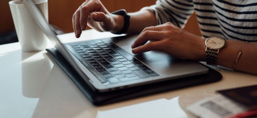 Жалоба в ФАС оставила Смольный без поставки телевизоров — СМИ