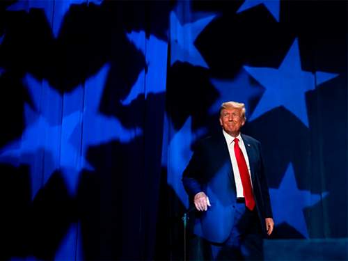 Трамп вернулся в Twitter