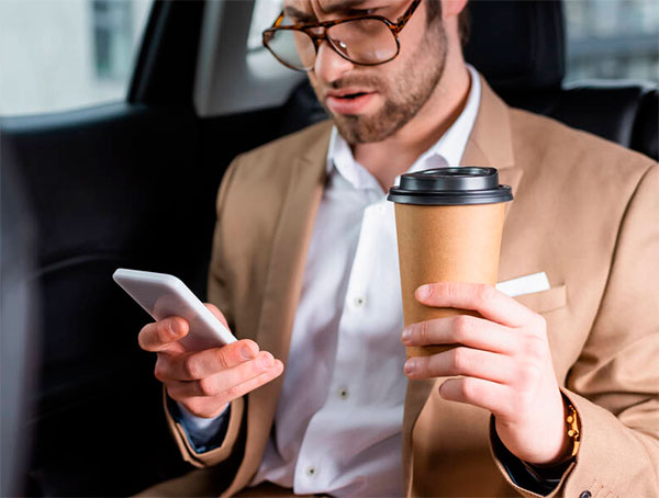 Приложения четырёх российских банков удалены из Google Play