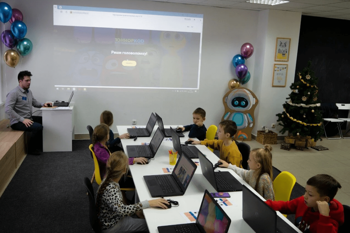 В Новгородской области сайты всех школ и детских садов переведены на «Госвеб»