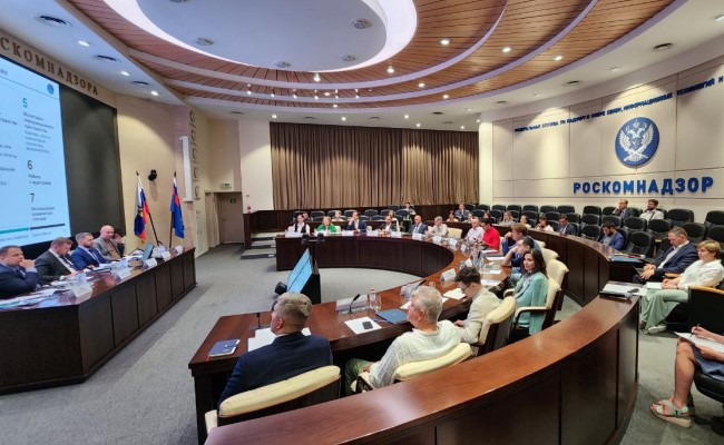 Деструктивный онлайн-контент создаётся нашими врагами с ясной целью и по науке – итоги заседания НТС в Роскомнадзоре