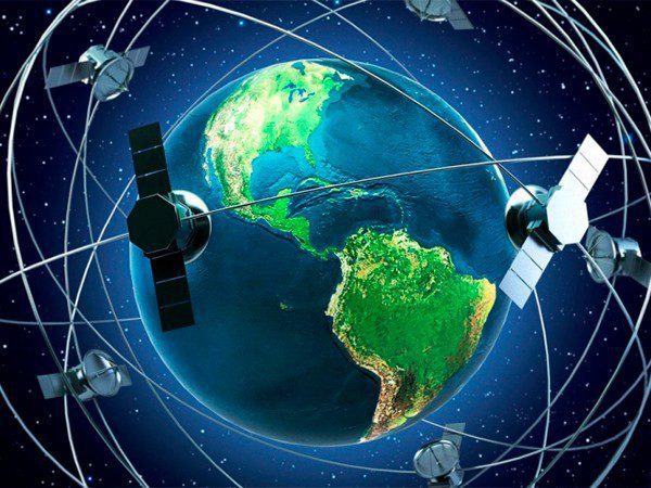 Правительство сообщило о первой отечественной поточной линии сборки космических аппаратов массой до 300 кг