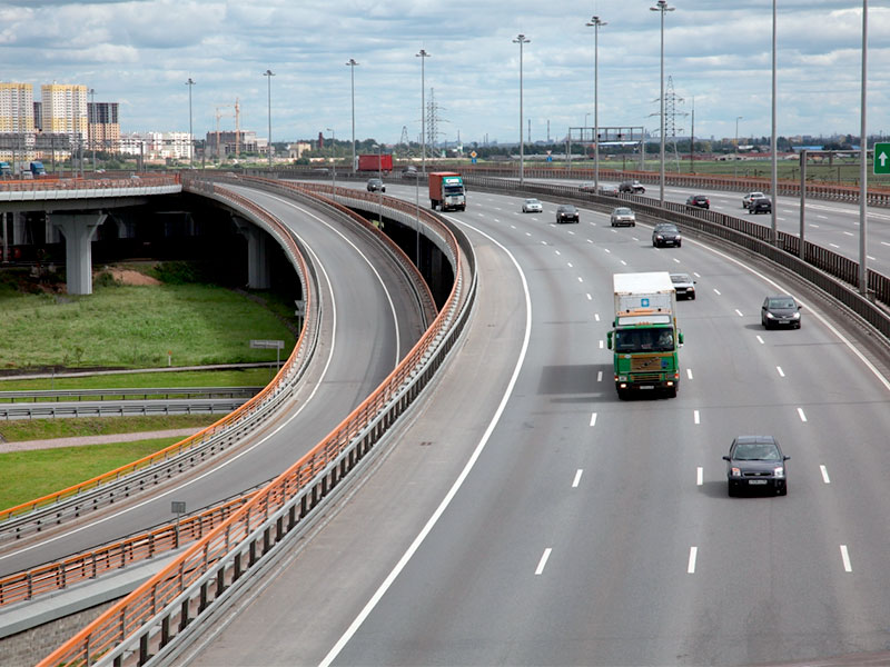 Оформление пропусков для проезда грузовиков по Санкт-Петербургу переведено в электронный вид