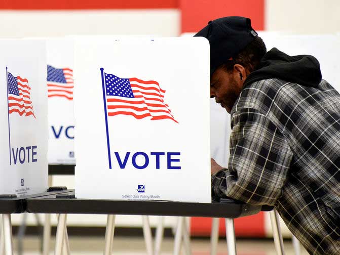 Началась подготовка американских обывателей к «вмешательству» РФ, КНР и Ирана в выборы – при помощи мемов