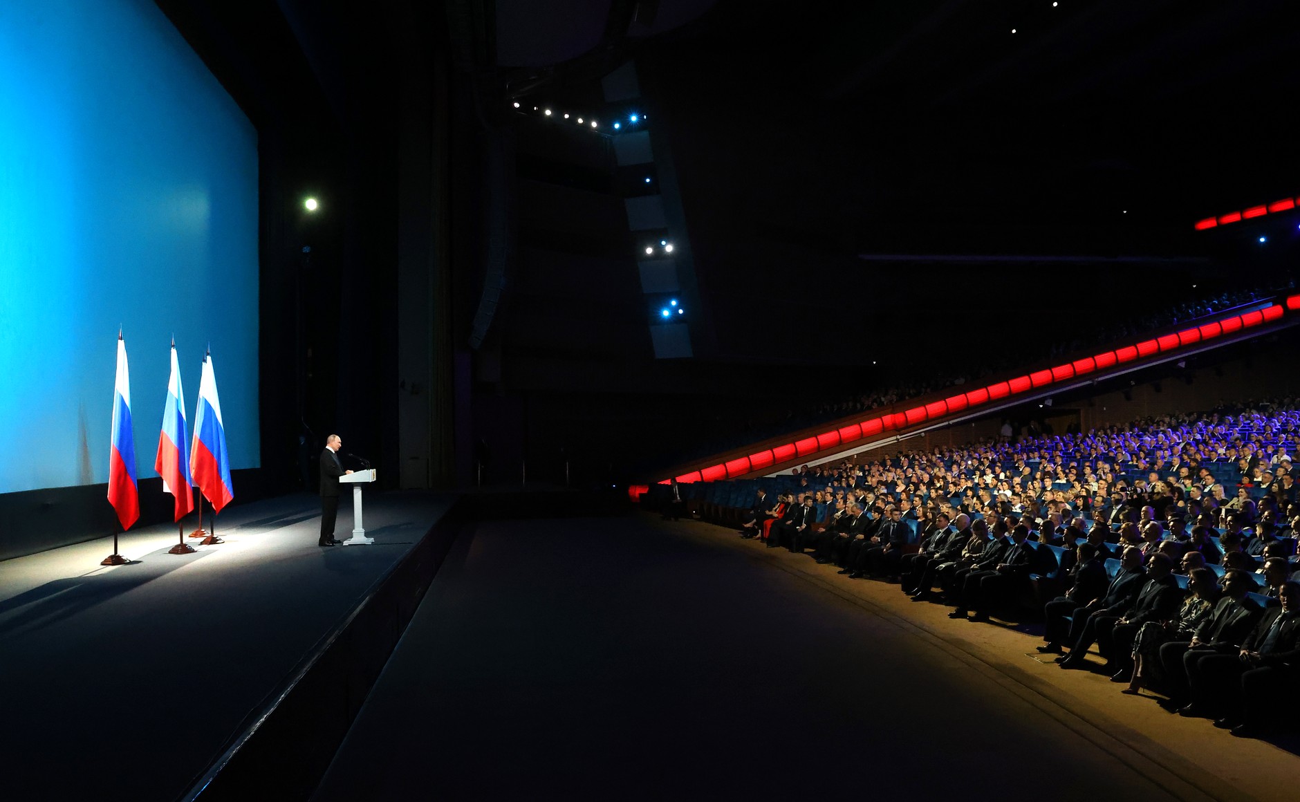 Президент в День космонавтики – об индустриализации космоса