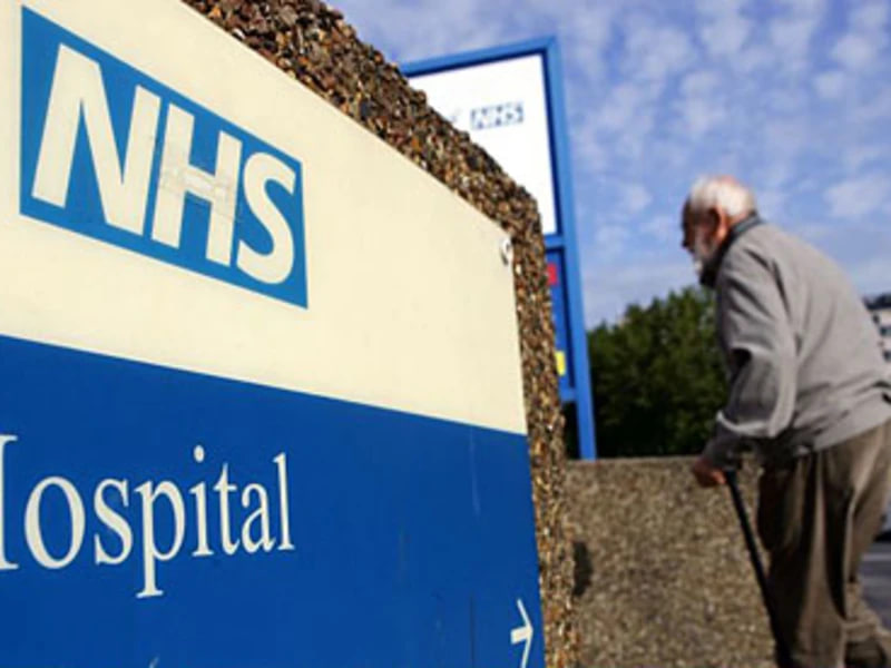 Британская служба здравоохранения задействовала ИИ для снижения количества «лишних обращений» в перегруженные больницы