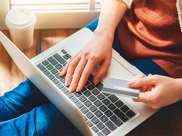 Депутаты предложили запретить заключать электронные договоры микрозайма