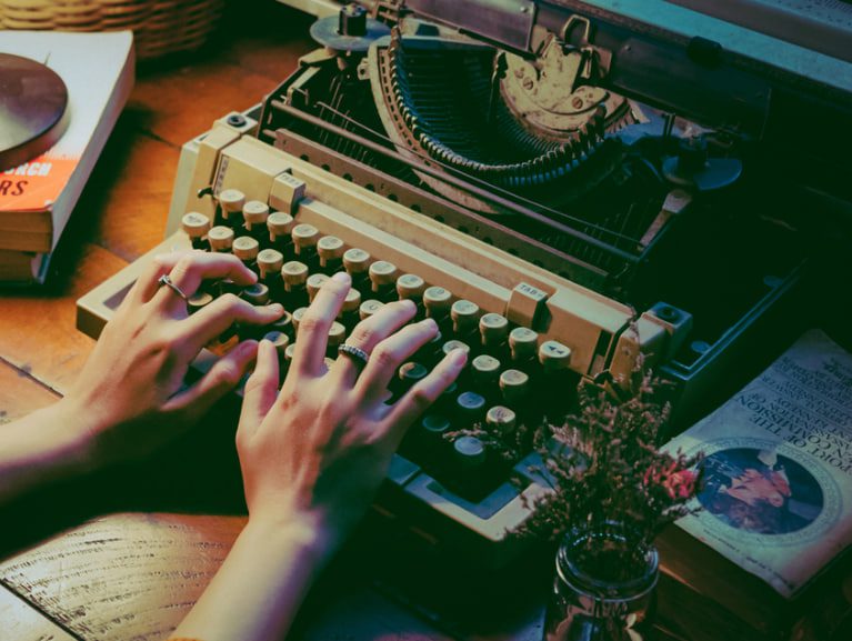 Научные издательства нашли новый вид заработка – лицензионные соглашения с разработчиками ИИ-моделей